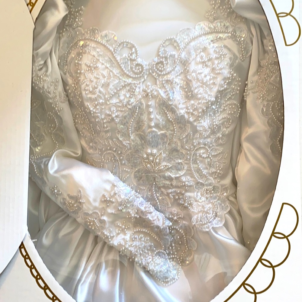 Wedding dress